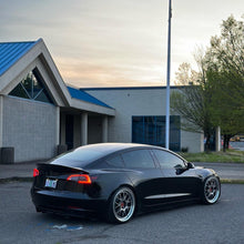 Load image into Gallery viewer, 20" BBS LM-R - Model 3/Y