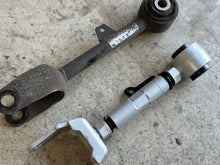 Load image into Gallery viewer, Whiteline Rear Camber/Toe Arms