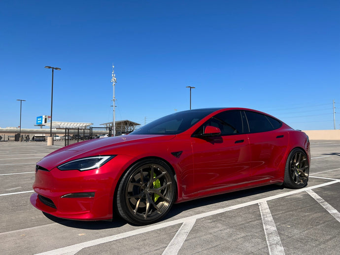 Model S Plaid Showcase - 21" BC Forged RZ21 + Lowering Links + 285/30/21 Tires