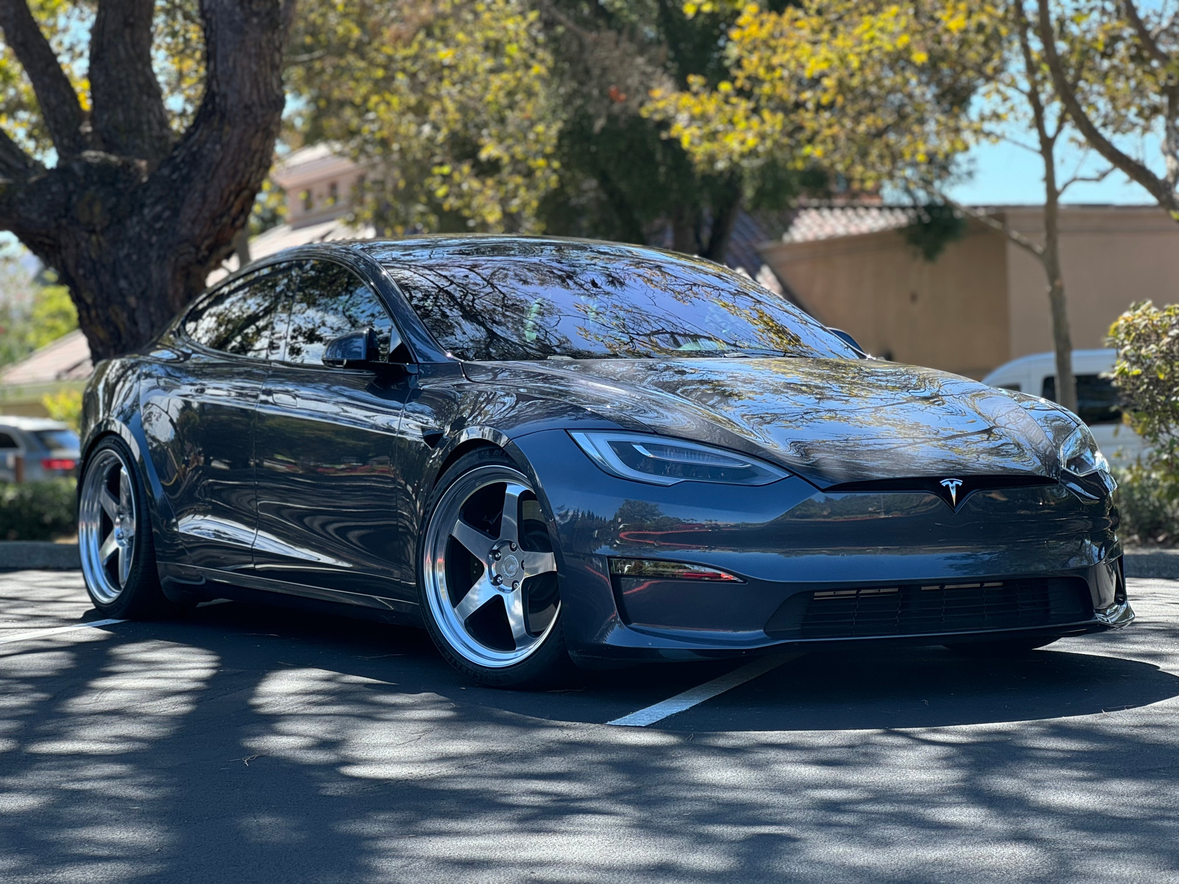 2023 Model S Plaid Showcase - 21