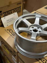 Load image into Gallery viewer, Diamond Silver 19x9.5 +28 Volk Racing TE37 Ultra M-Spec Wheel Set - Model 3/Y
