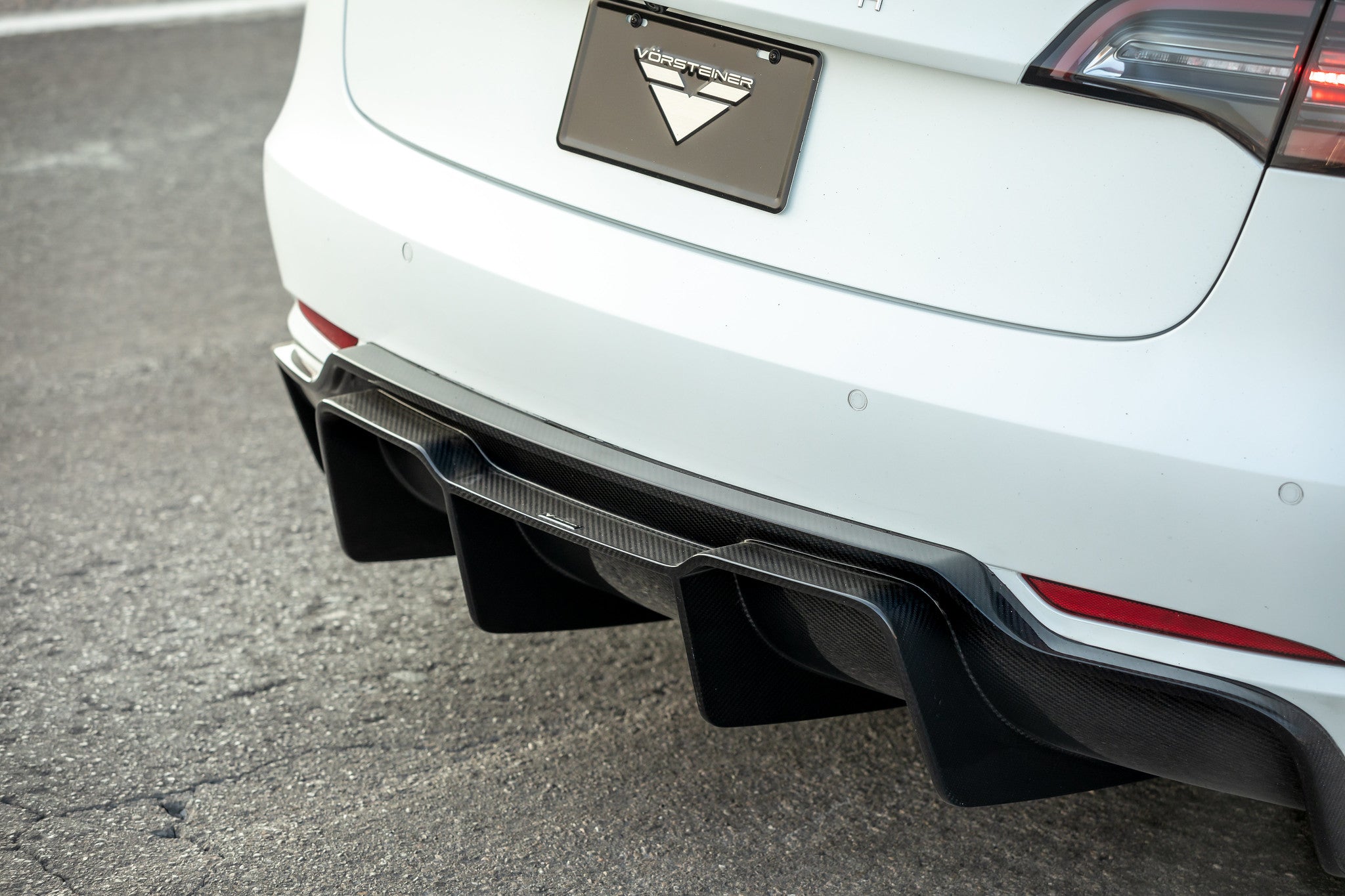 Vorsteiner Volta Rear Track Diffuser – MODEL+