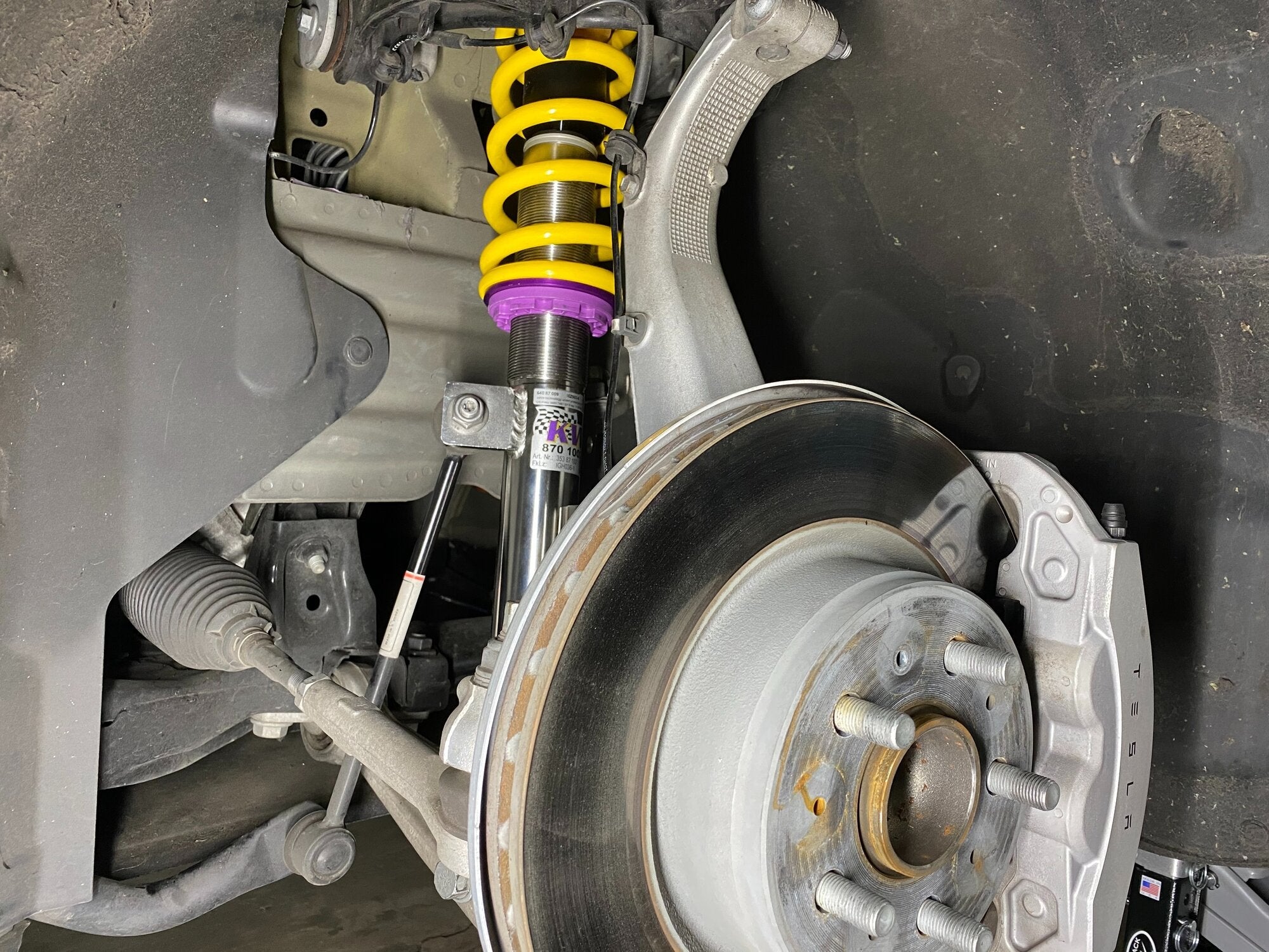 KW V3 Adjustable Coilovers – MODEL+