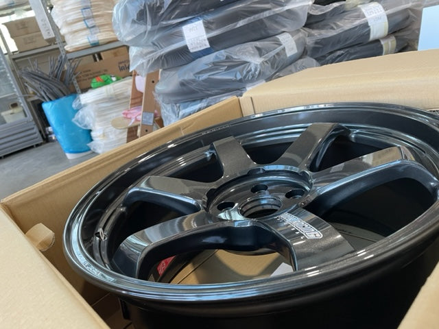 Diamond Black 19x9.5 +28 Volk Racing TE37 Ultra M-Spec Wheel Set - Mod ...